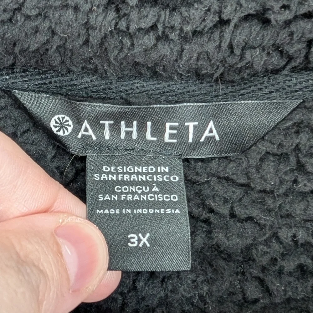 Athleta Plus Size Black High Collar Zip-Up Winter Fuzzy Sherpa Tugga Vest 3X - Picture 10 of 11